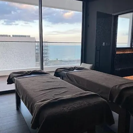 Grand Sapphire Luxury Residences 3 By Myguest Cyprus 公寓