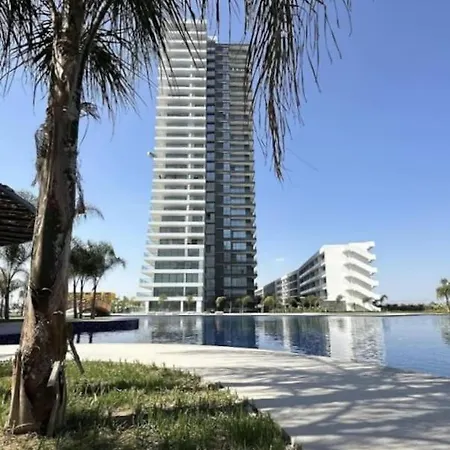 Grand Sapphire Luxury Residences 3 By Myguest Cyprus