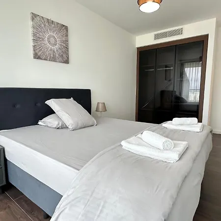 Grand Sapphire Luxury Residences 3 By Myguest Cyprus