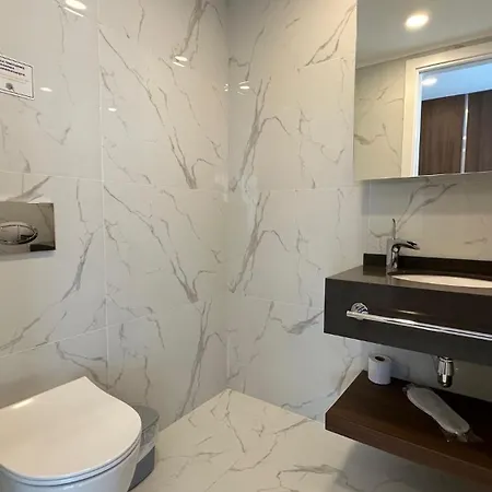 Grand Sapphire Luxury Residences 3 By Myguest Cyprus Apartmán *