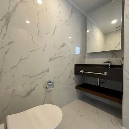 Grand Sapphire Luxury Residences 3 By Myguest Cyprus Apartmán