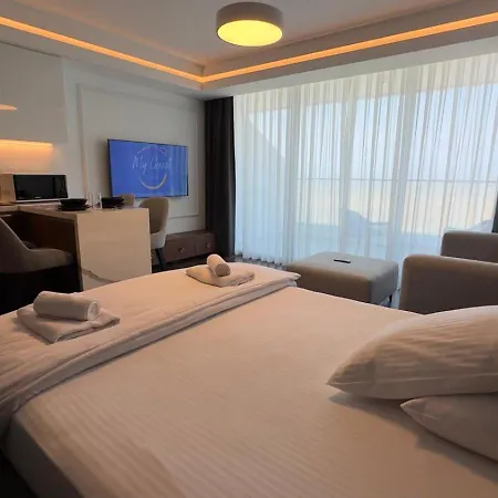 Grand Sapphire Luxury Residences 3 By Myguest Cyprus Appartement