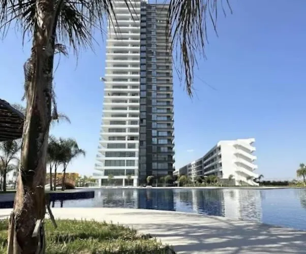 Grand Sapphire Luxury Residences 3 By Myguest Cyprus