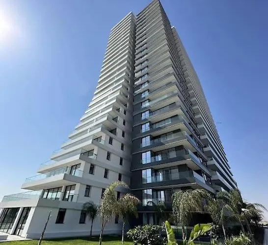 Grand Sapphire Luxury Residences 3 By Myguest Cyprus アパート *