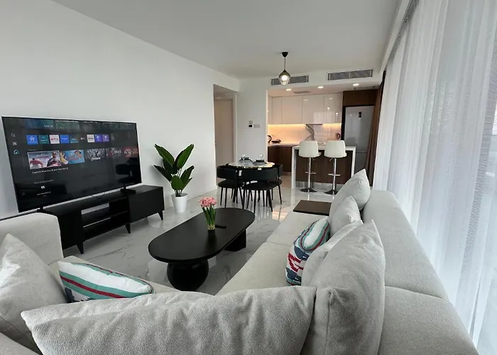 Grand Sapphire Luxury Residences 3 By Myguest Cyprus *