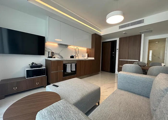 Grand Sapphire Luxury Residences 3 By Myguest Cyprus