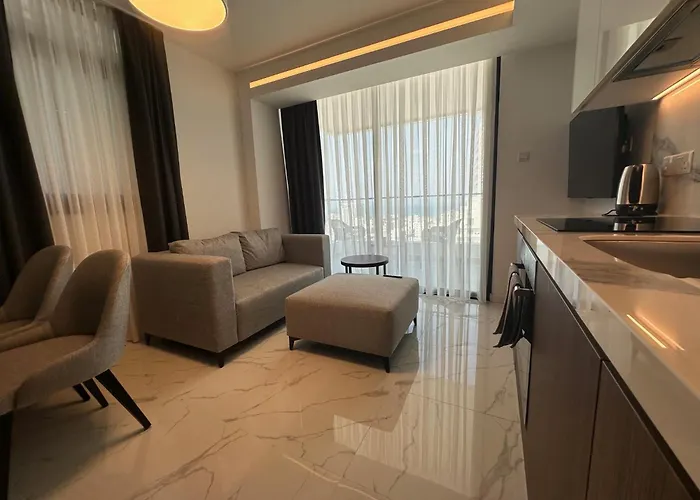 Grand Sapphire Luxury Residences 3 By Myguest Cyprus Daire *