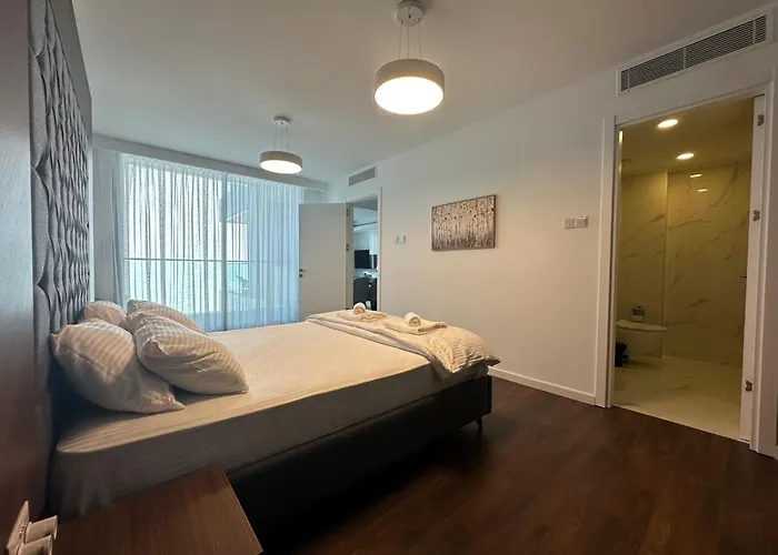 Grand Sapphire Luxury Residences 3 By Myguest Cyprus アパート